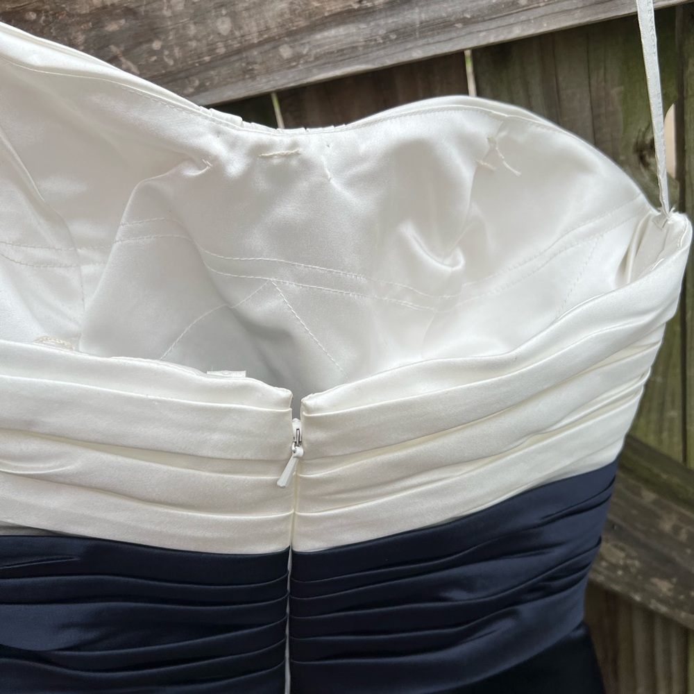 Bill Levkoff navy and white formal dress - Picture 9 of 10